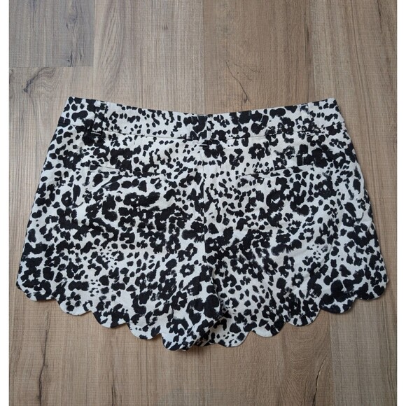 J. Crew Animal Print Linen Blend Shorts Size 10 Scalloped Women’s Boho - Picture 3 of 9